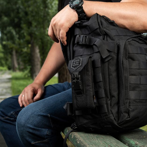 M-Tac підсумок для смартфона Elite Medium Hex Black