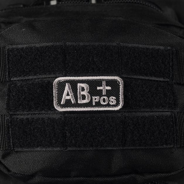M-Tac нашивка группа крови AB+ Pos черно-серая