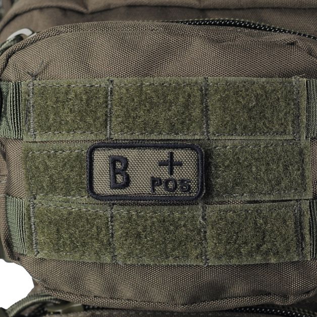 M-Tac нашивка група крові B+ Pos олива