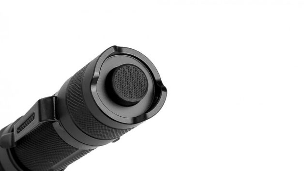Fenix фонарь PD32