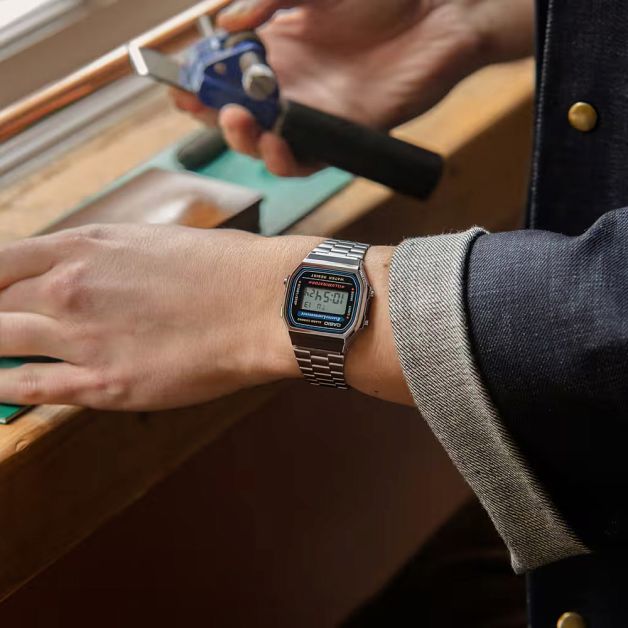 Часы CASIO A168WA-1YES
